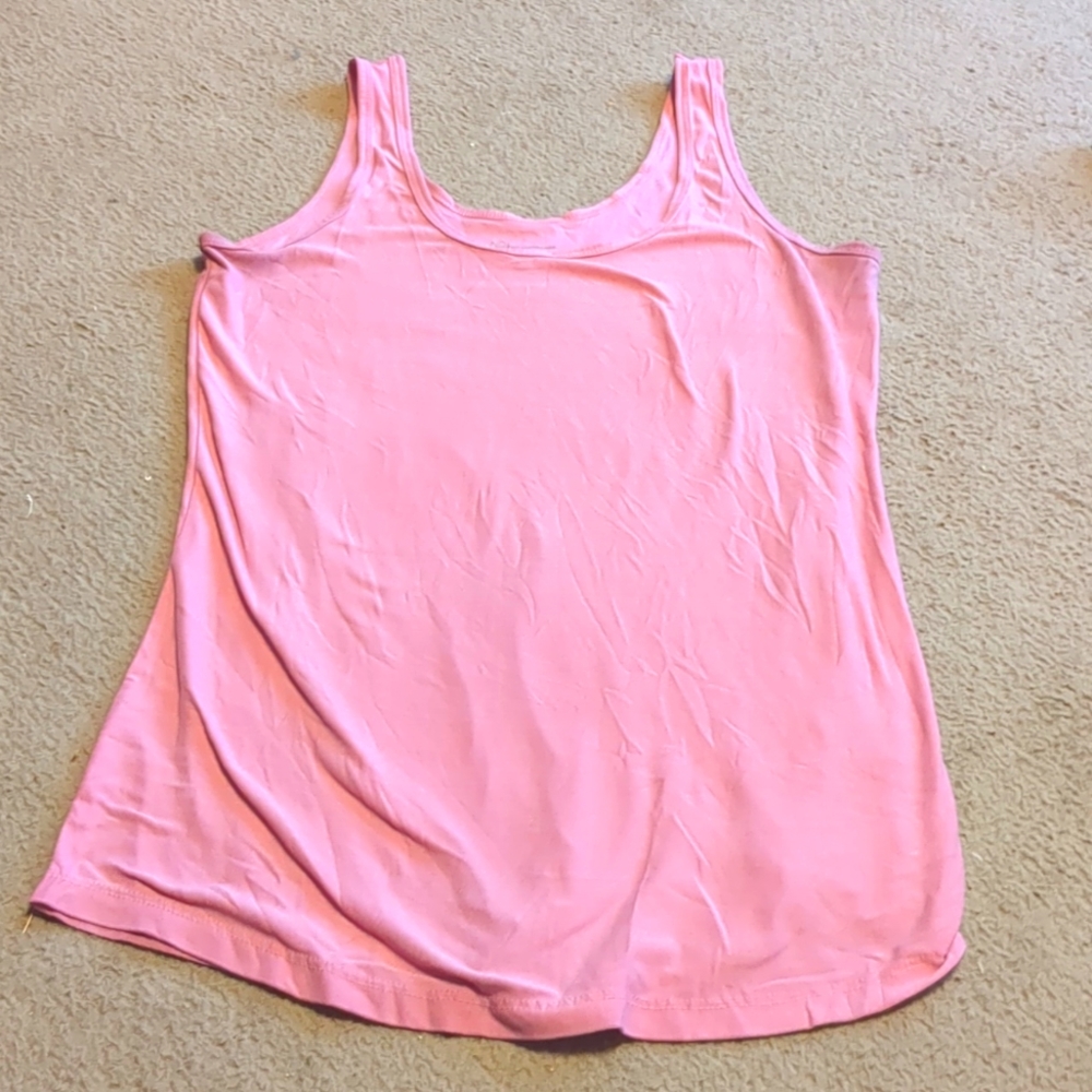 No Boundaries, pink tank top